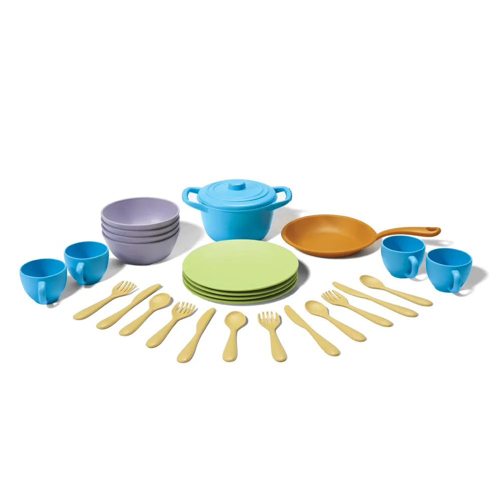 Cookware and Dining Set