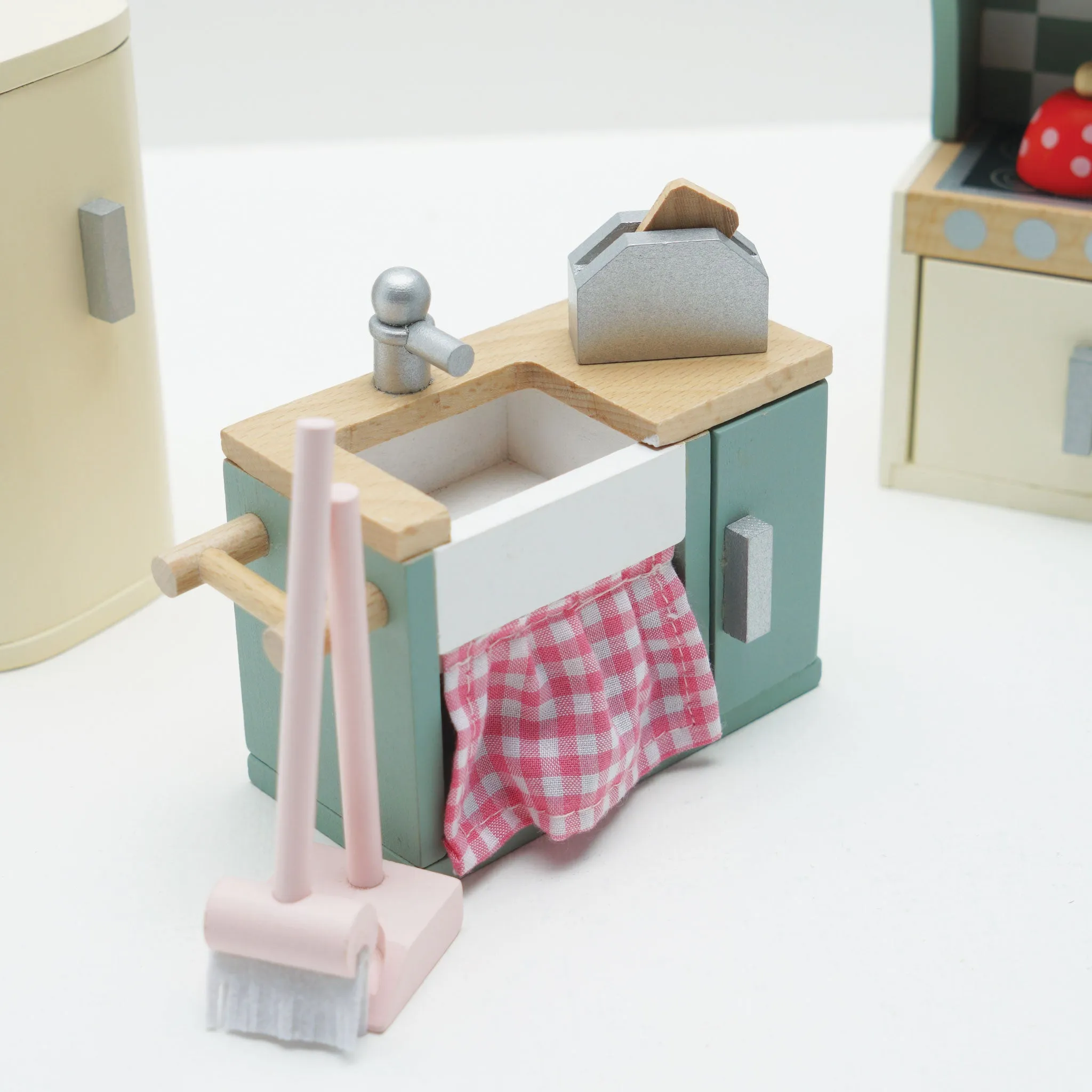 Le Toy Van Daisylane Kitchen - UPDATED VERSION