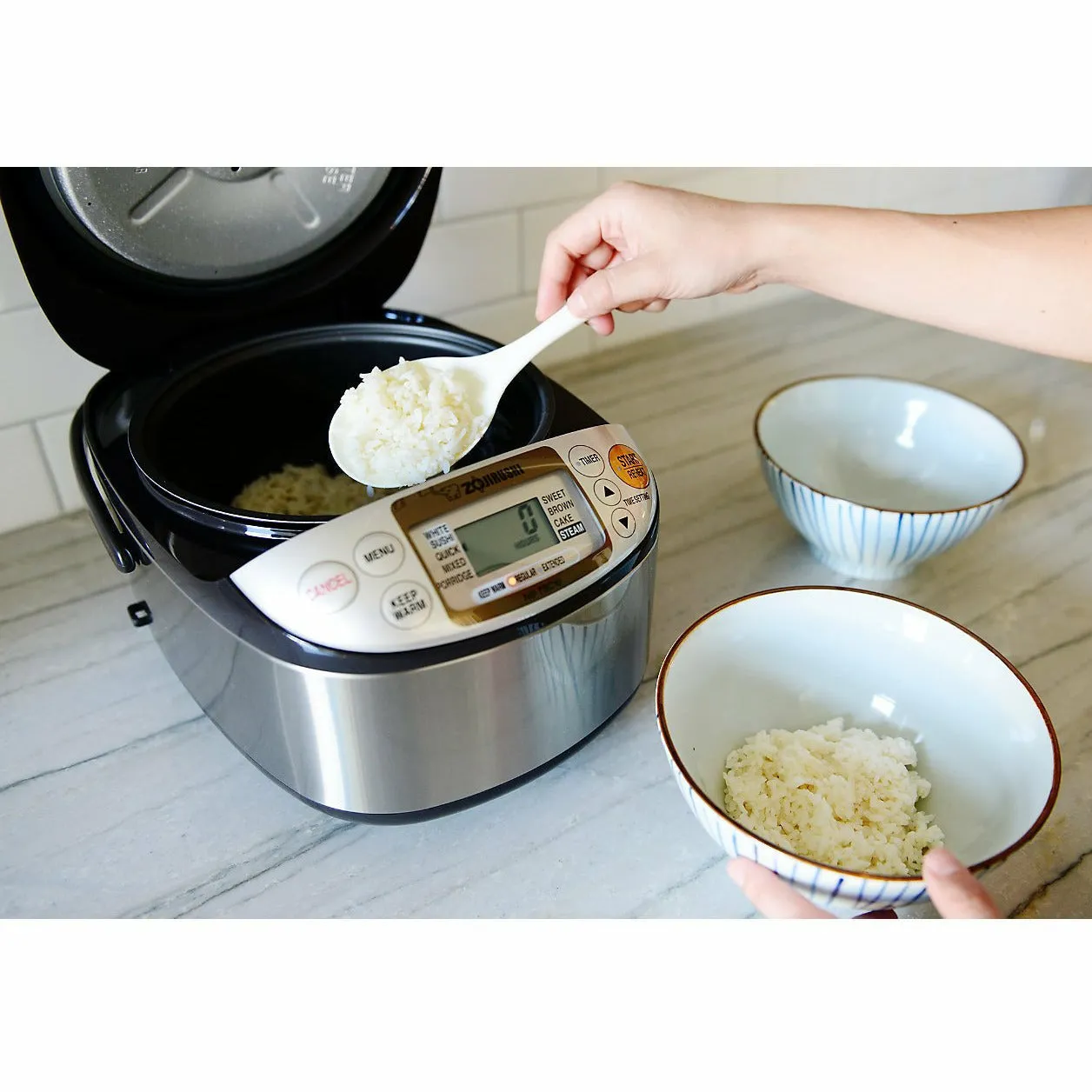 Micom Rice Cooker/ Warmer 5.5Cups (NS-TSC10)