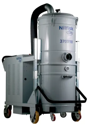 NilfiskCFM 3707/10SE 3 Phase IVAC 10HP Industrial Vacuum Cleaner With Electric Filter Shaker